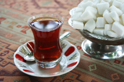 Сладкий чай перед сдачей крови